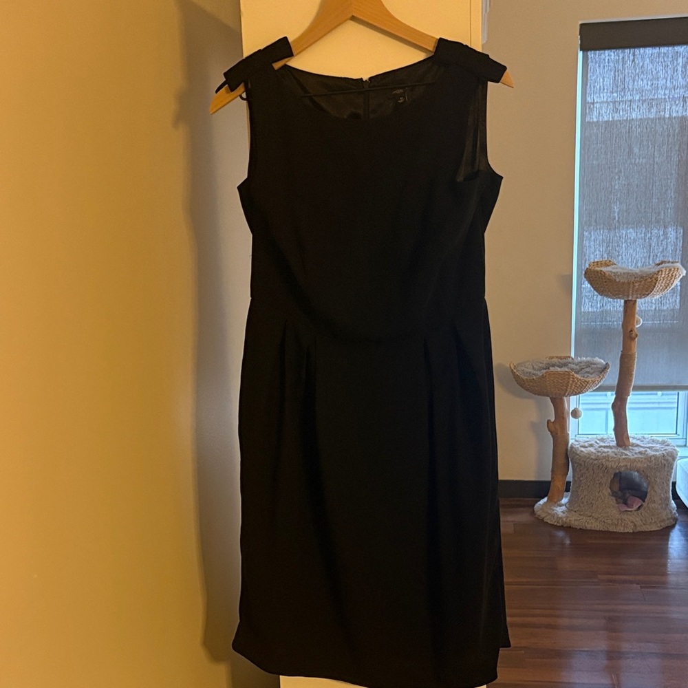 Ann Taylor Elegant Black Midi Dress